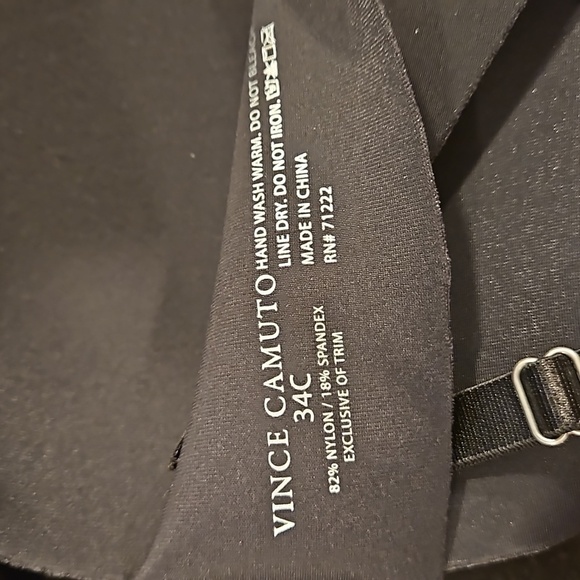 💕VINCE CAMUTO💕 Wire Free Bra & T-Shirt Bra (2 Pack) ~ Black & Nude 34C NWT - Picture 5 of 9